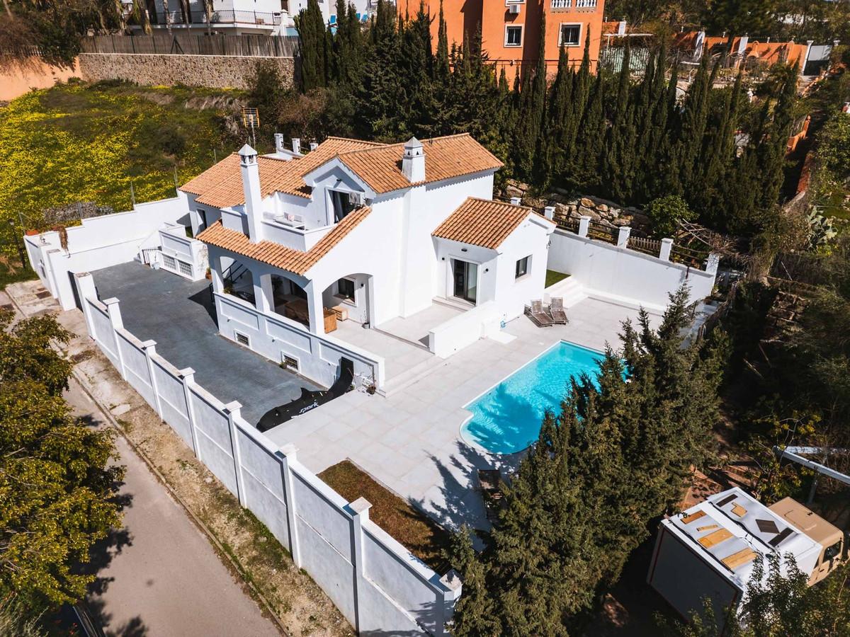 Villa Detached in Estepona