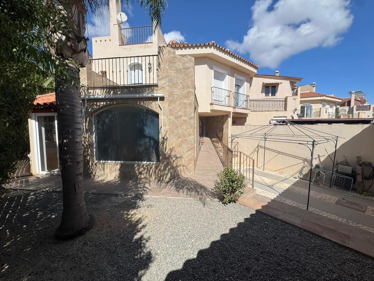 Villa Semi Detached in Riviera del Sol