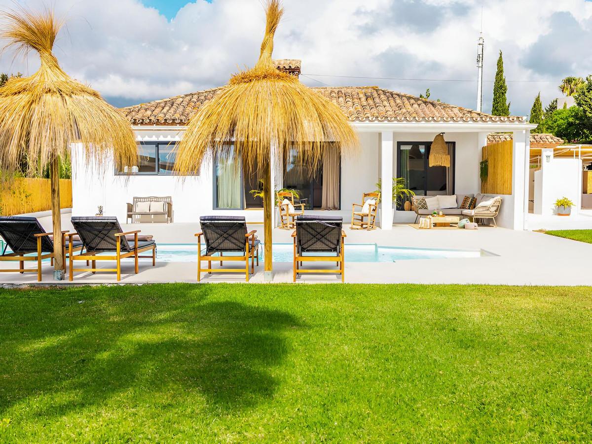 Villa Detached in Estepona