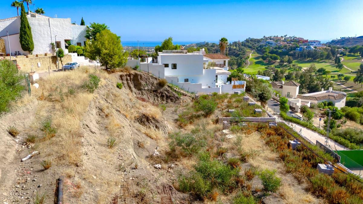 Plot Land in Benahav&iacute;s