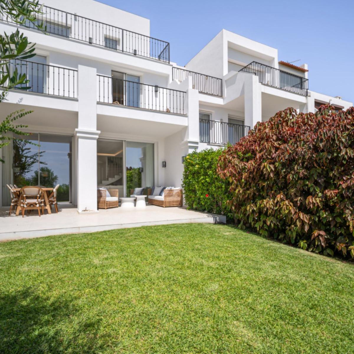 Townhouse Terraced in La Quinta