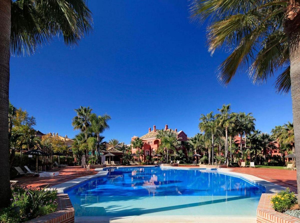 Apartment Penthouse Duplex in Puerto Ban&uacute;s