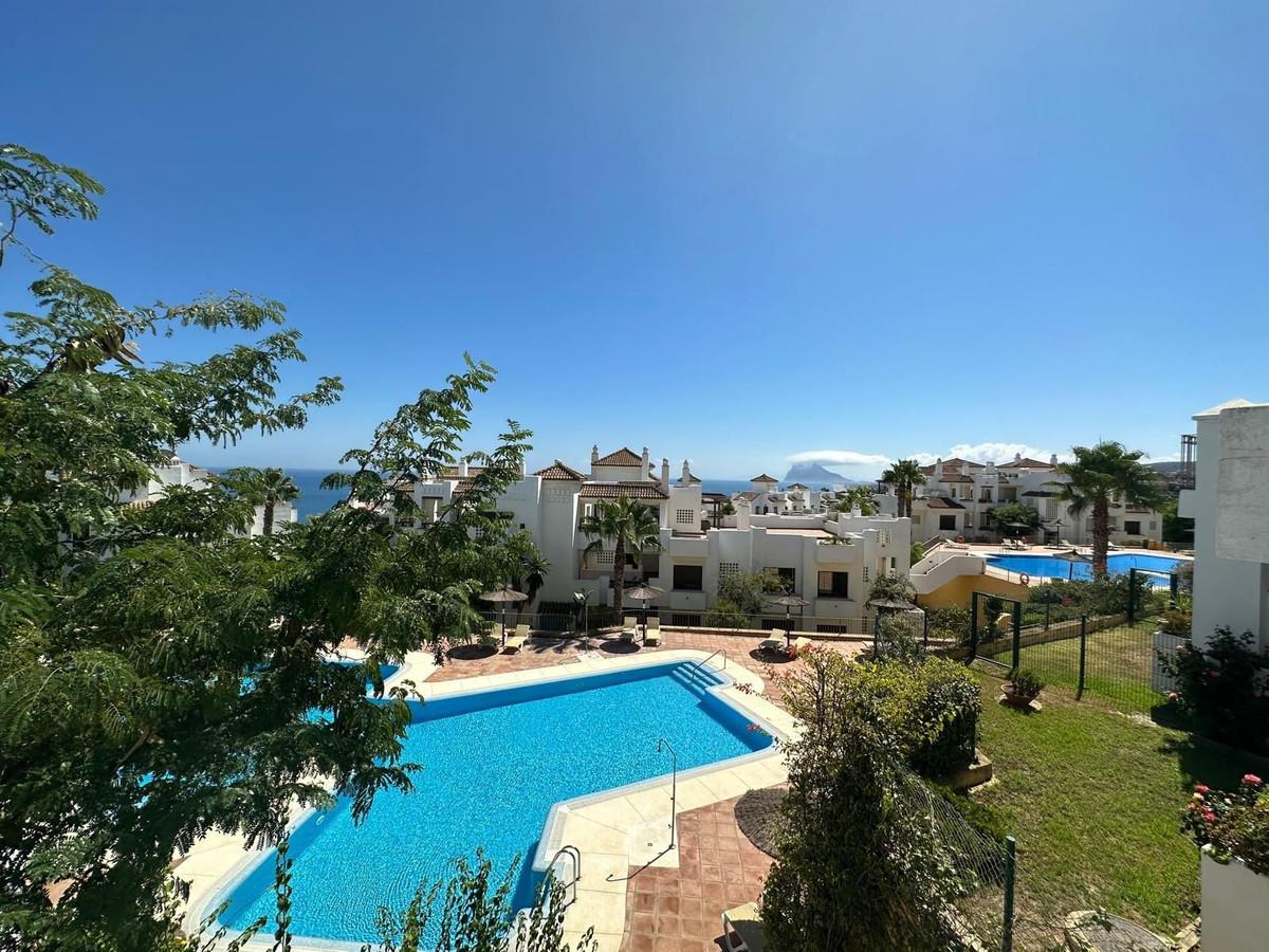Apartment Middle Floor in La Alcaidesa