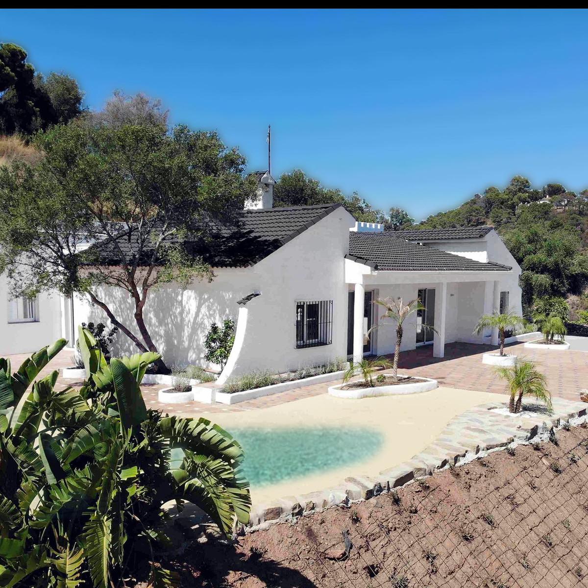 Villa Finca in Estepona