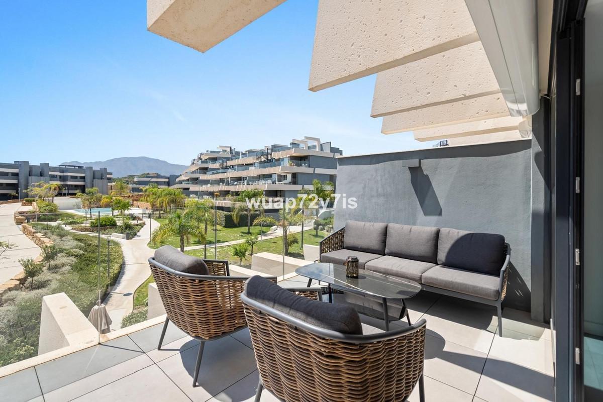 Apartment Middle Floor in Estepona
