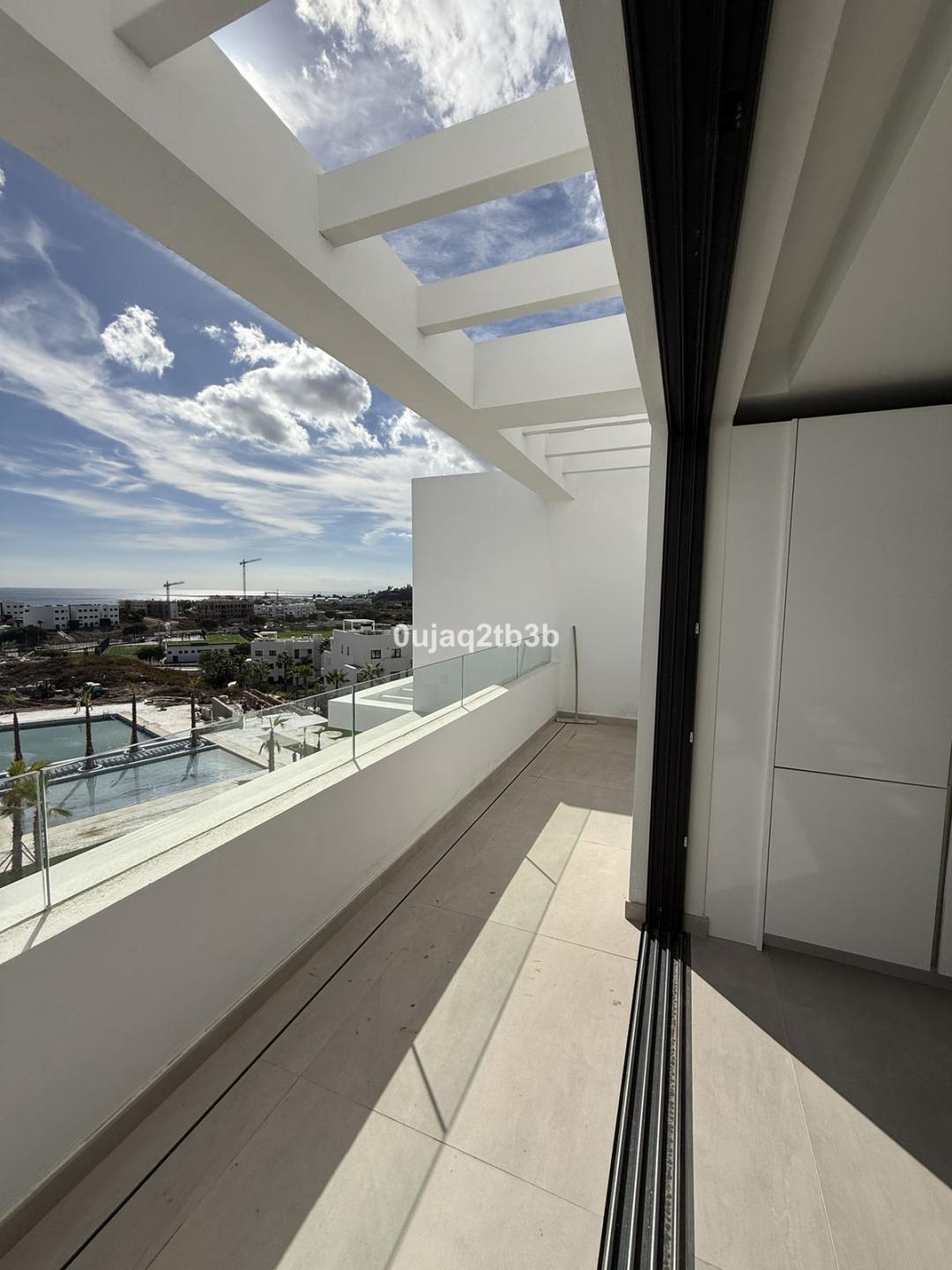 Apartment Penthouse in Estepona
