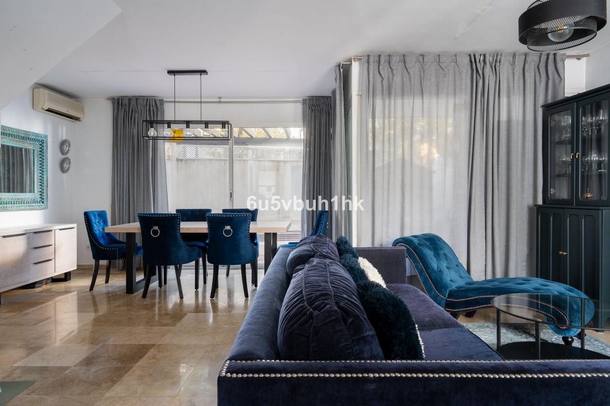 Townhouse Terraced in Nueva Andaluc&iacute;a