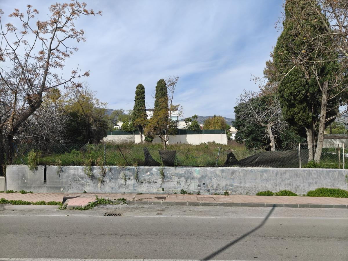 Plot Residential in Arroyo de la Miel