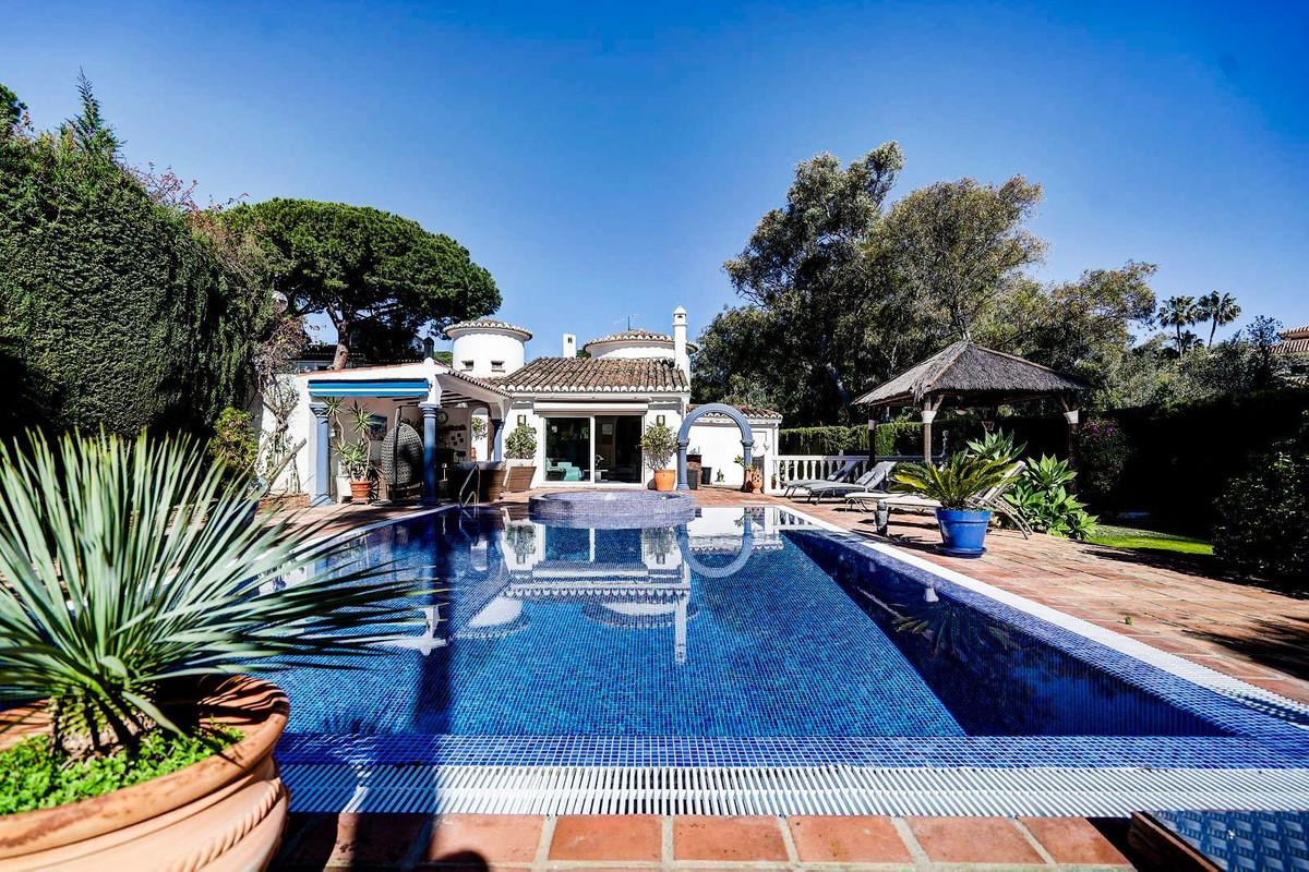 Villa Detached in Calahonda