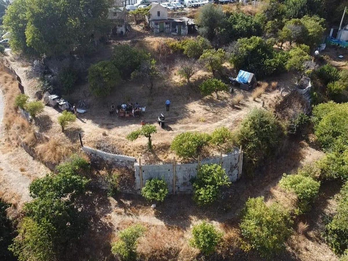 Plot Land in Oj&eacute;n