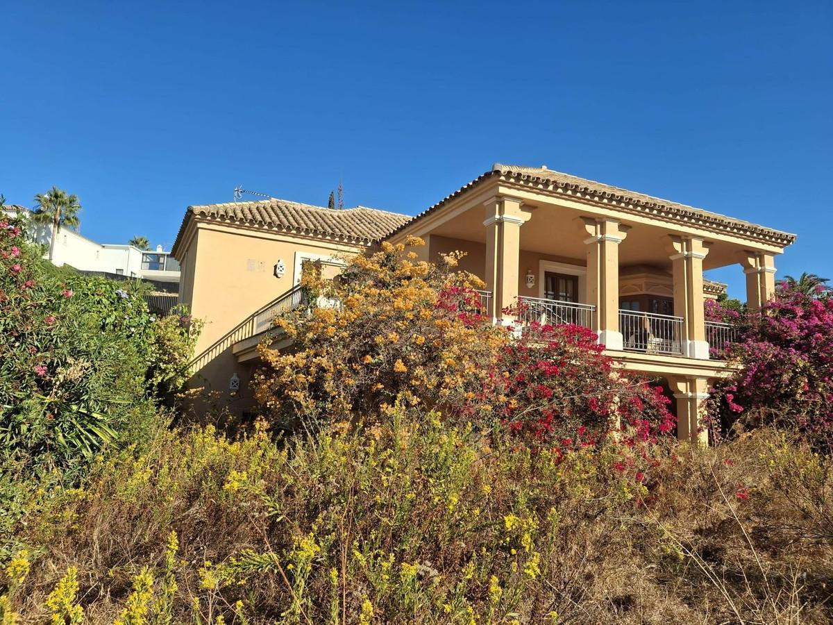 Villa Detached in Estepona