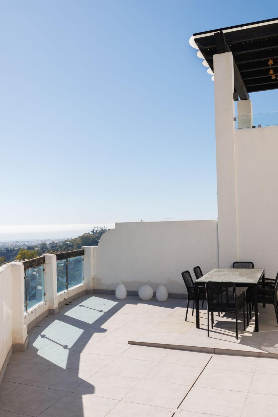 Apartment Middle Floor in Benahav&iacute;s