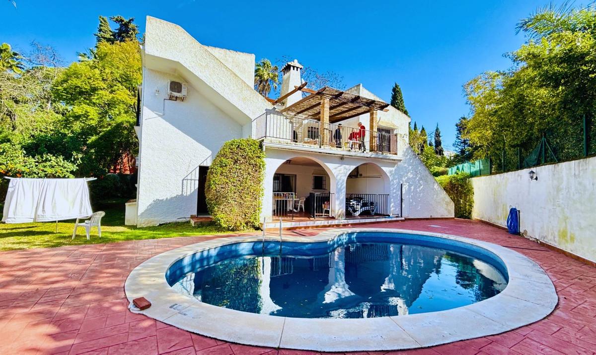 Villa Detached in El Rosario