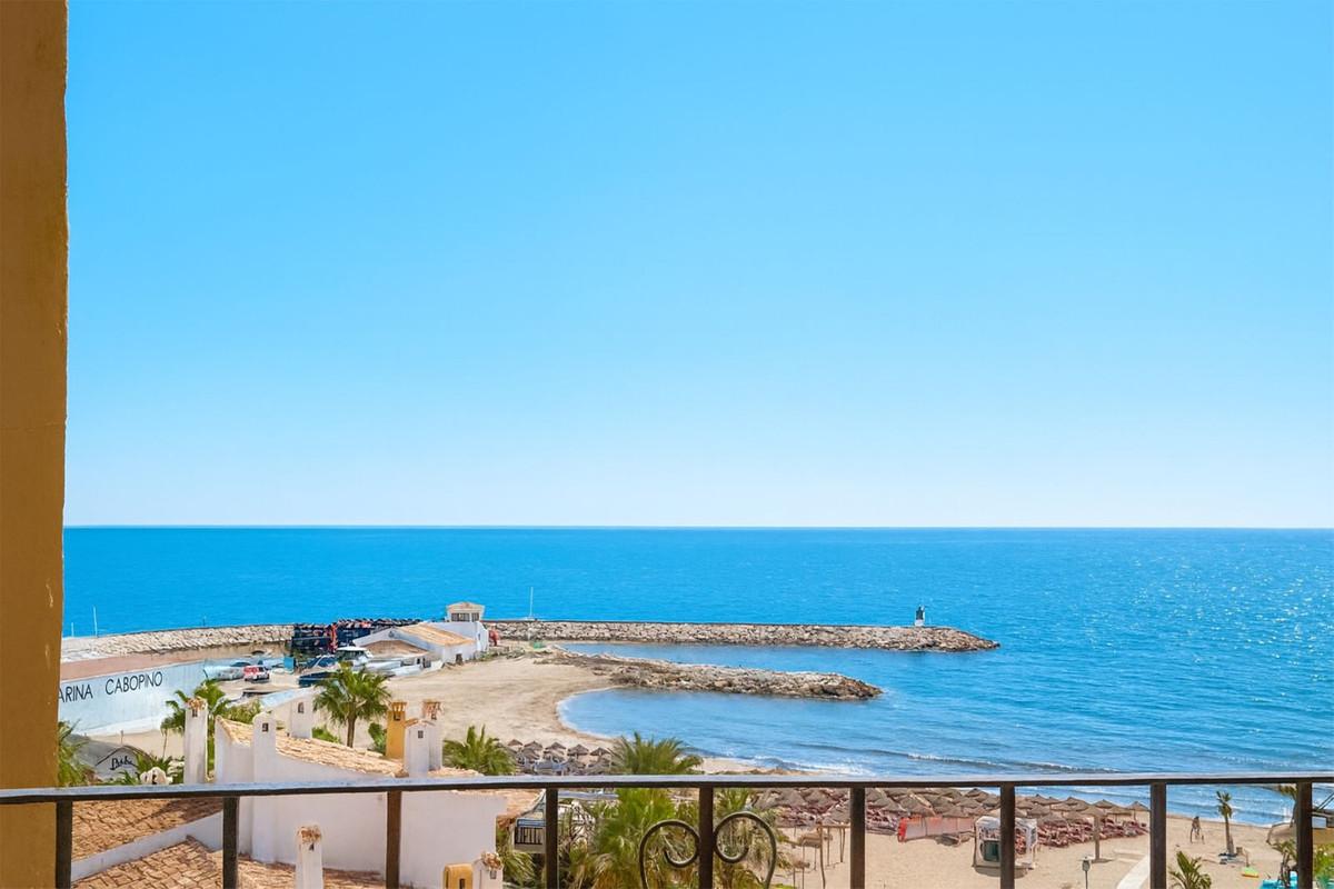 Apartment Middle Floor in Puerto de Cabopino