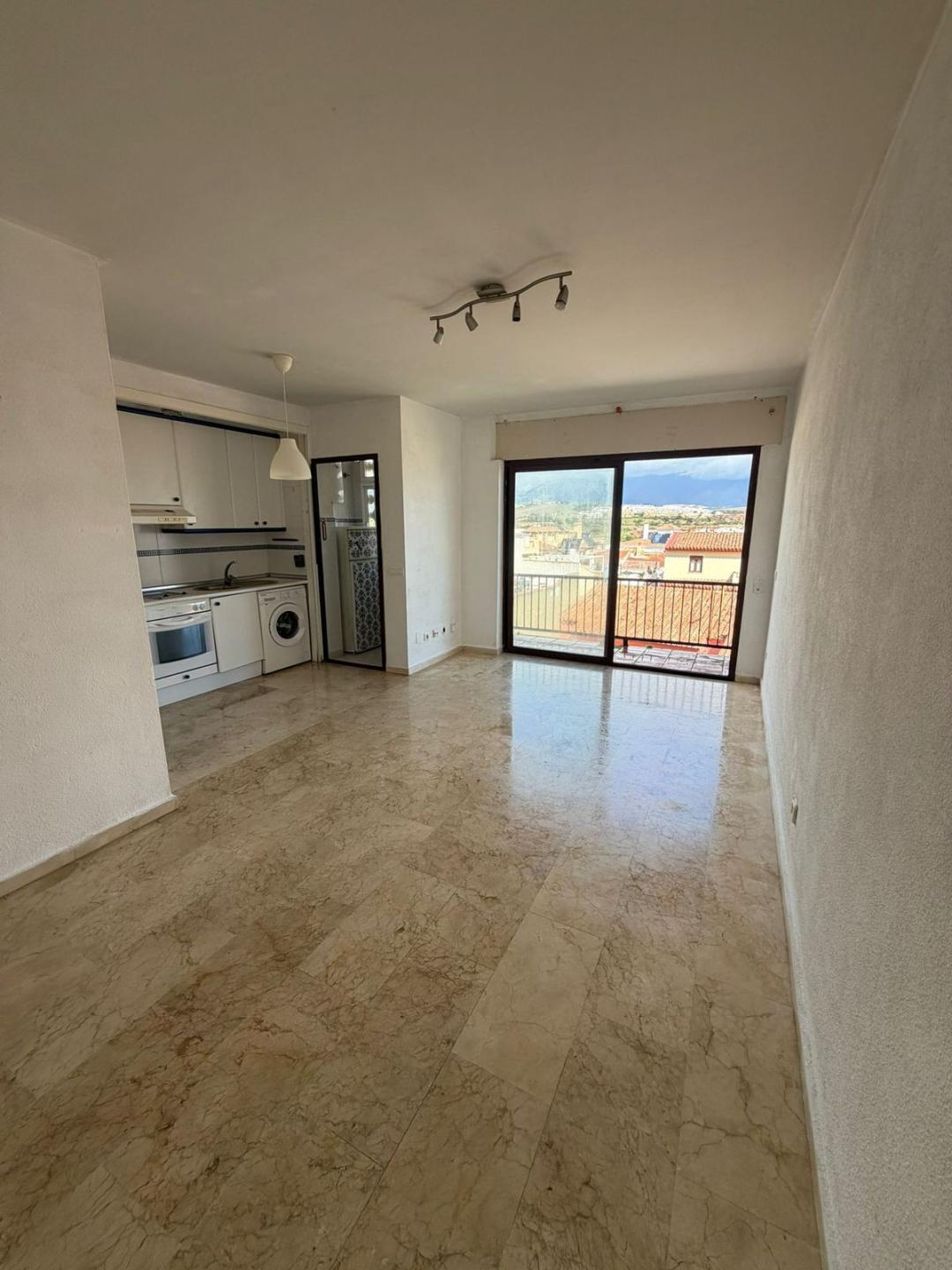 Studio Middle Floor in San Luis de Sabinillas