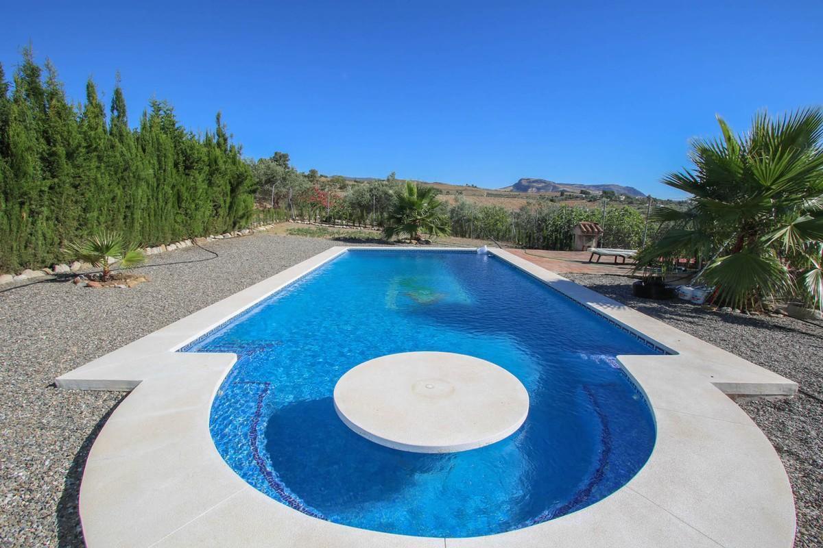 Villa Detached in Pizarra
