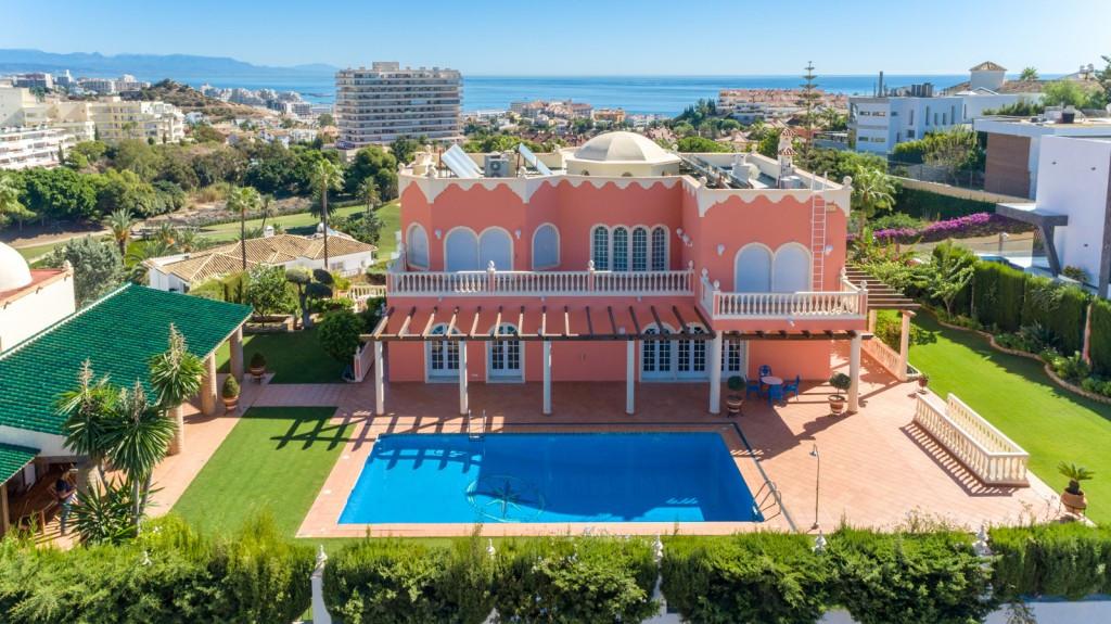 Villa Detached in Benalmadena
