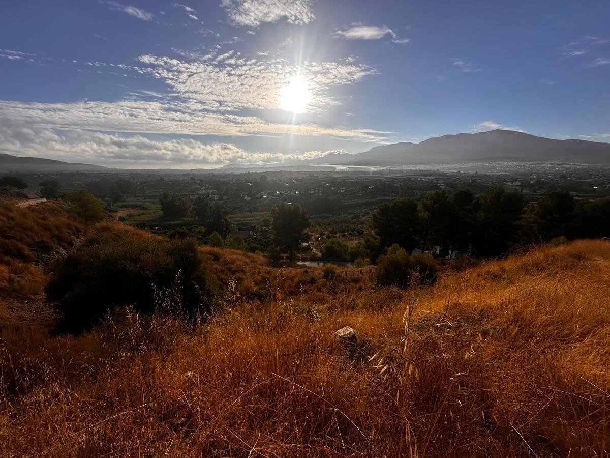 Plot Residential in Alhaur&iacute;n el Grande