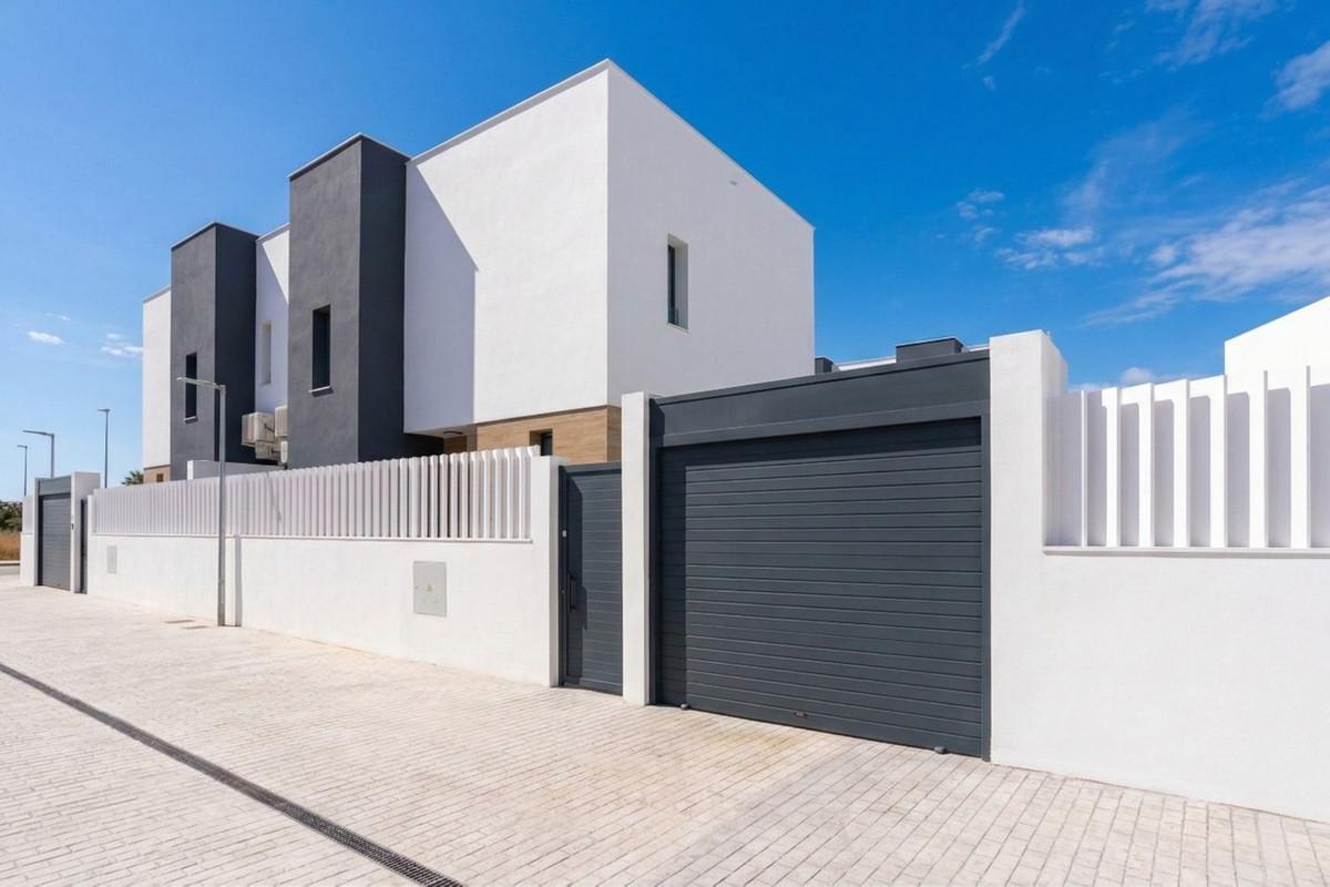 Villa Semi Detached in Atalaya