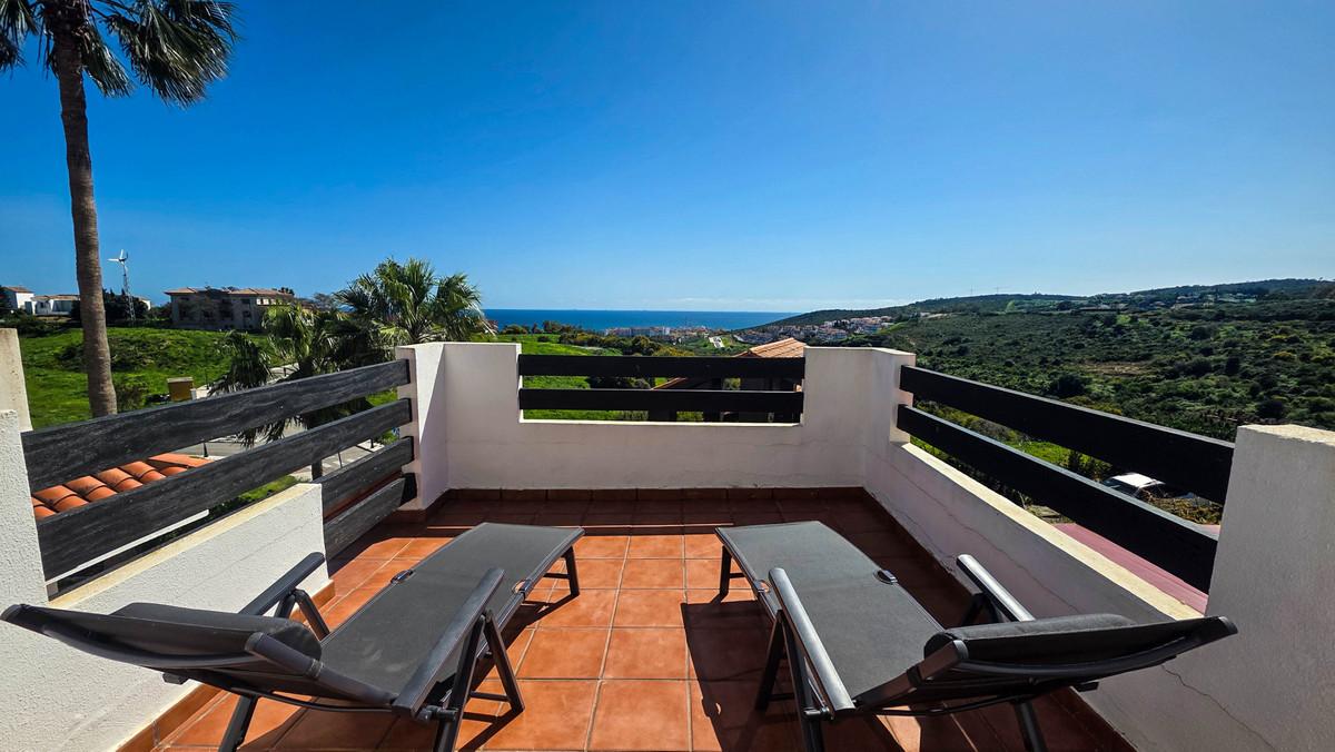 Apartment Middle Floor in La Duquesa