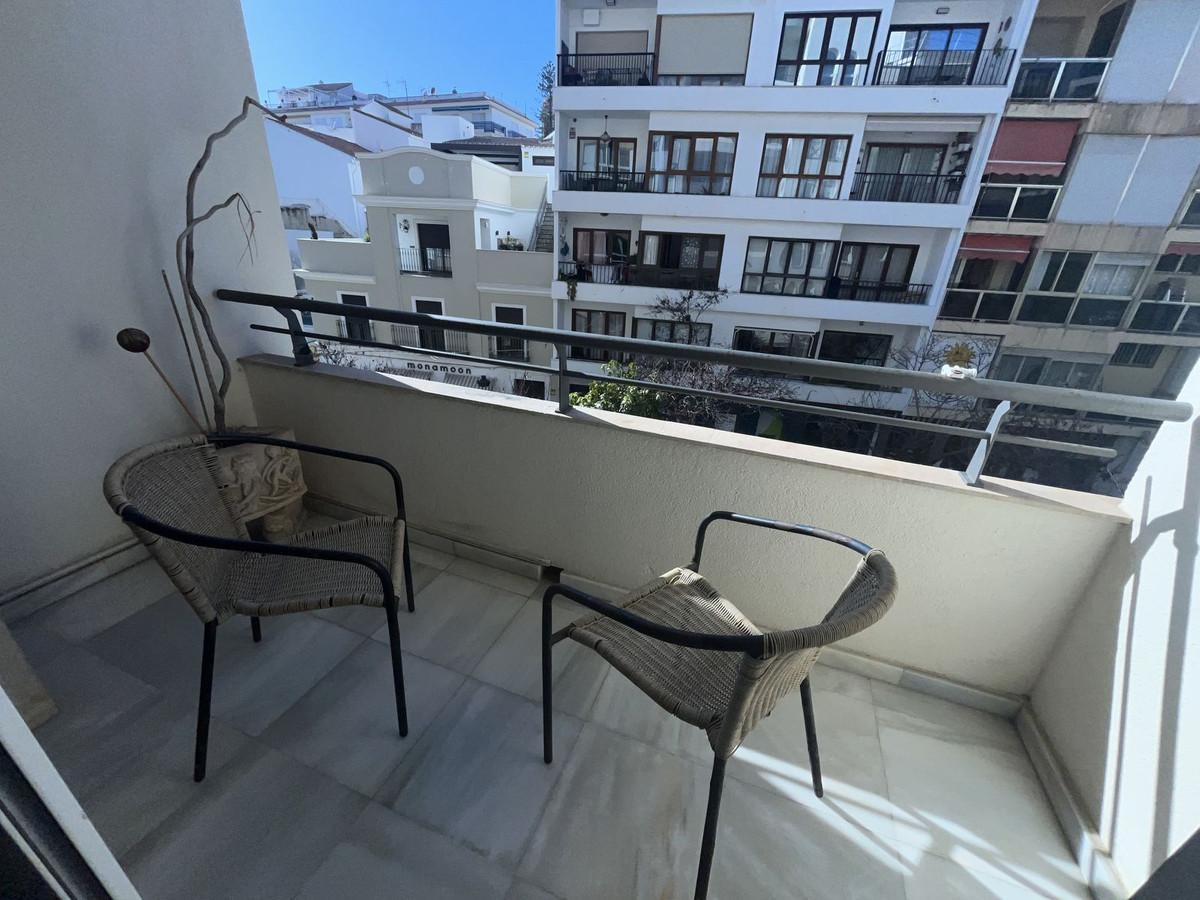 Apartment Penthouse in Estepona