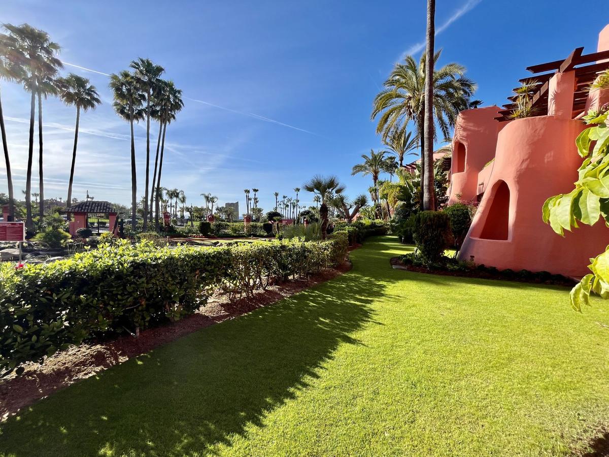 Apartment Ground Floor in Estepona