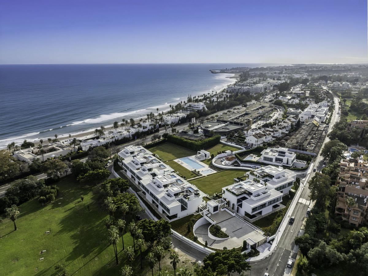 Villa Semi Detached in The Golden Mile