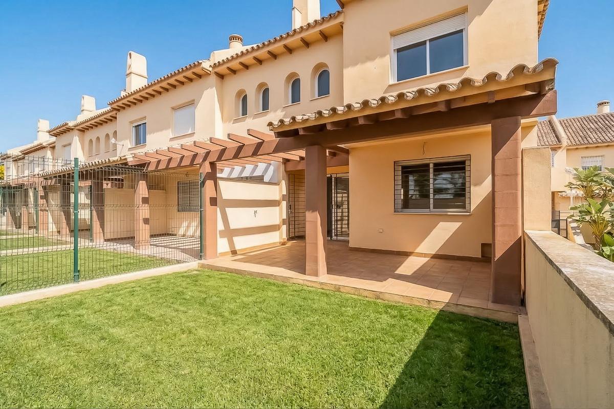 Townhouse Terraced in Calahonda