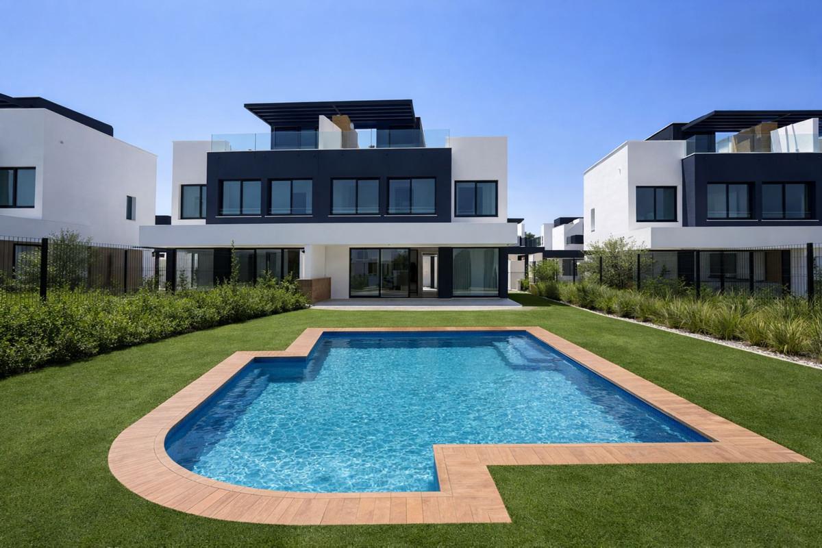 Townhouse Terraced in Estepona