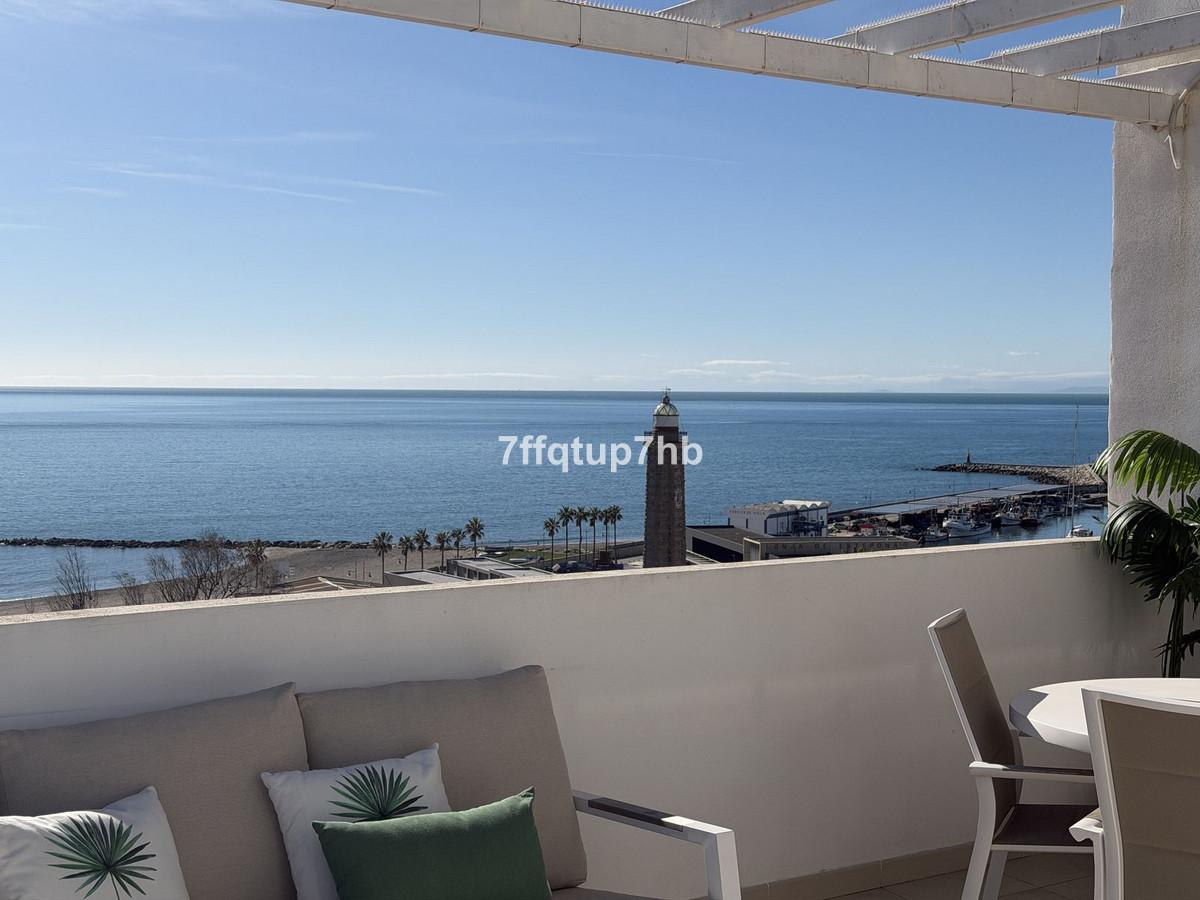Apartment Penthouse in Estepona