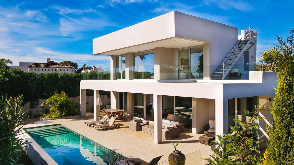 Villa Detached in Marbella