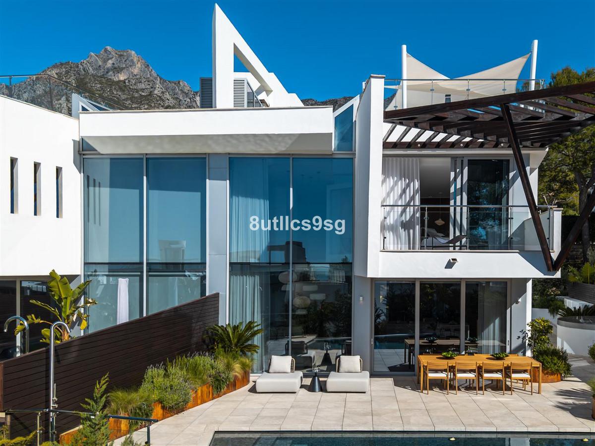 Villa Semi Detached in Sierra Blanca