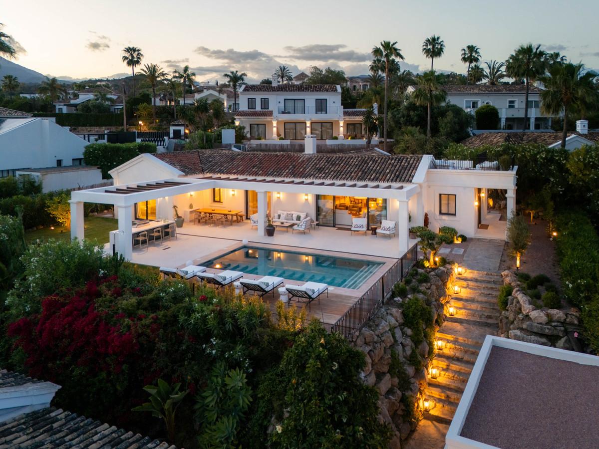 Villa Detached in Nueva Andaluc&iacute;a