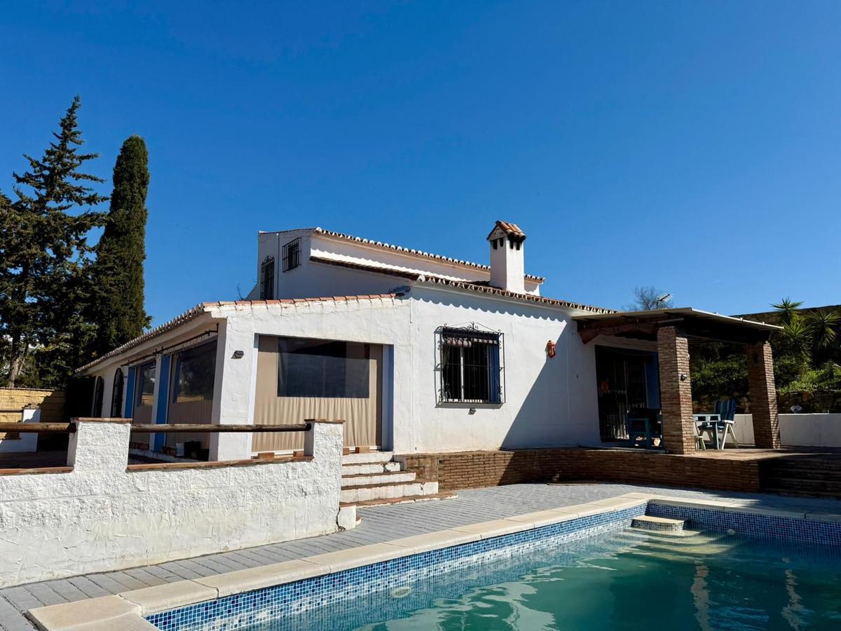 Villa Detached in Estepona