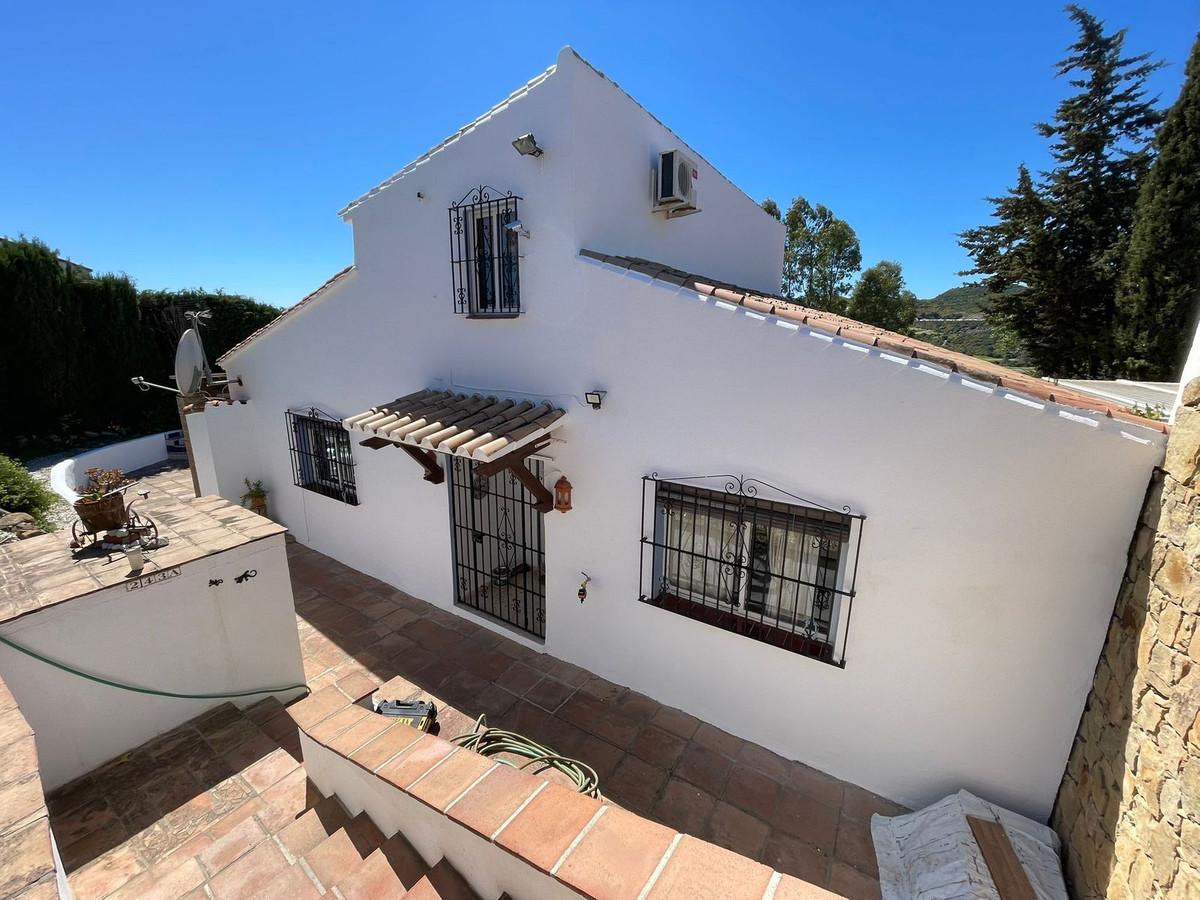 Villa Detached in Estepona