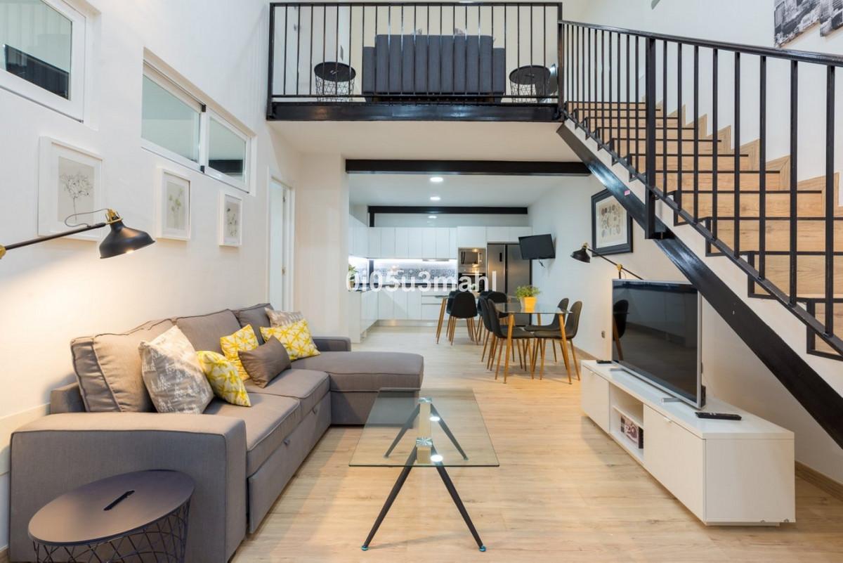 Apartment Duplex in M&aacute;laga