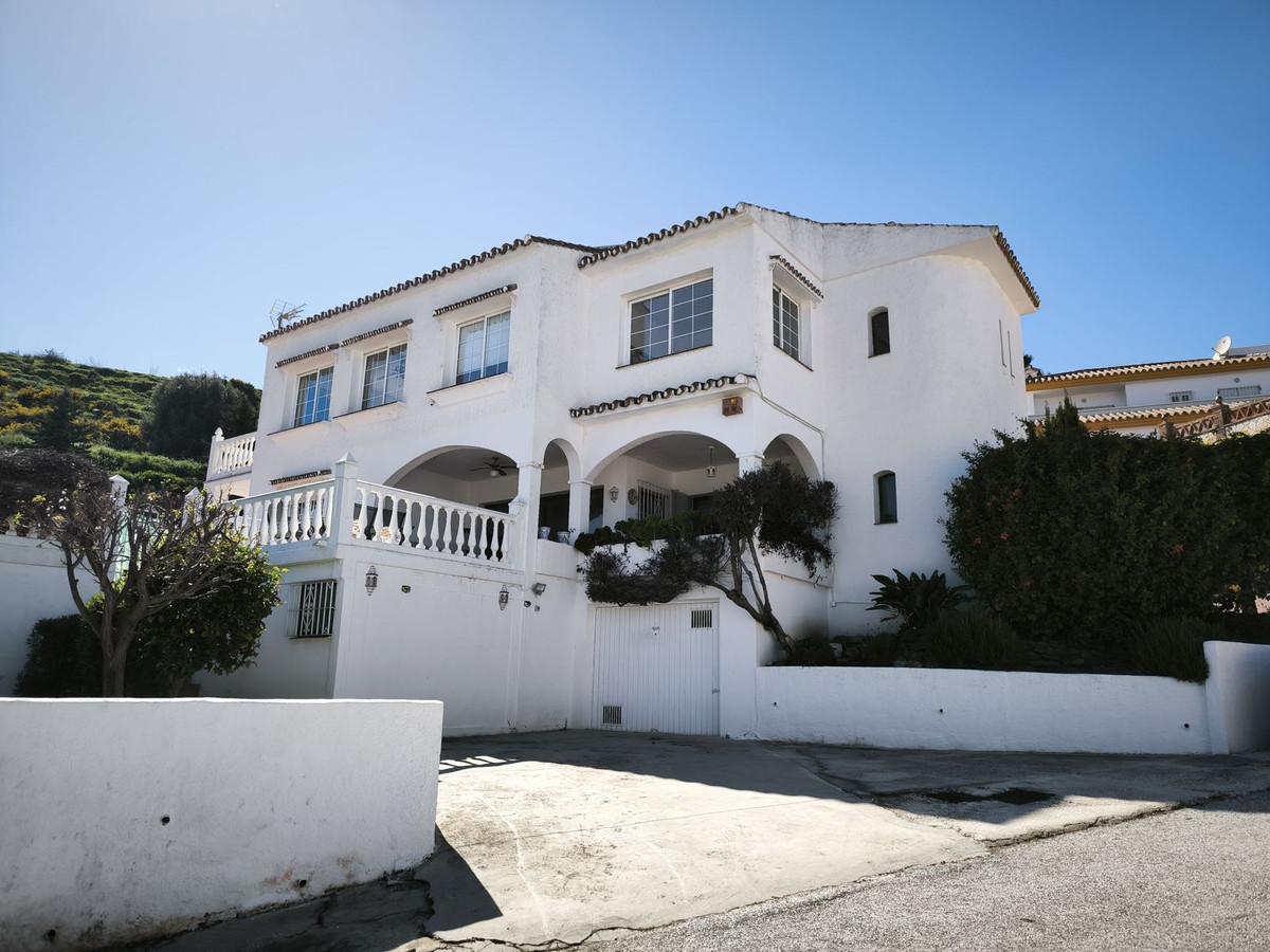 Villa Detached in Cerros del Aguila