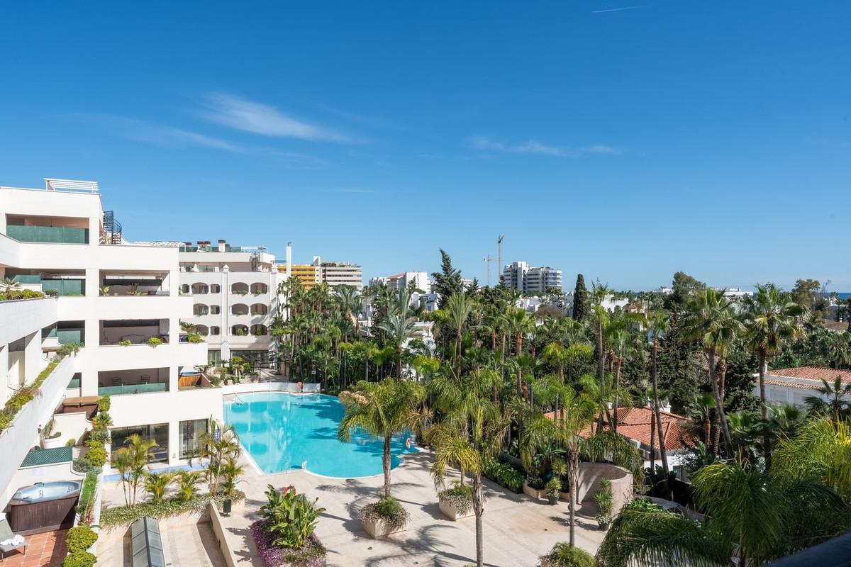 Apartment Middle Floor in Marbella