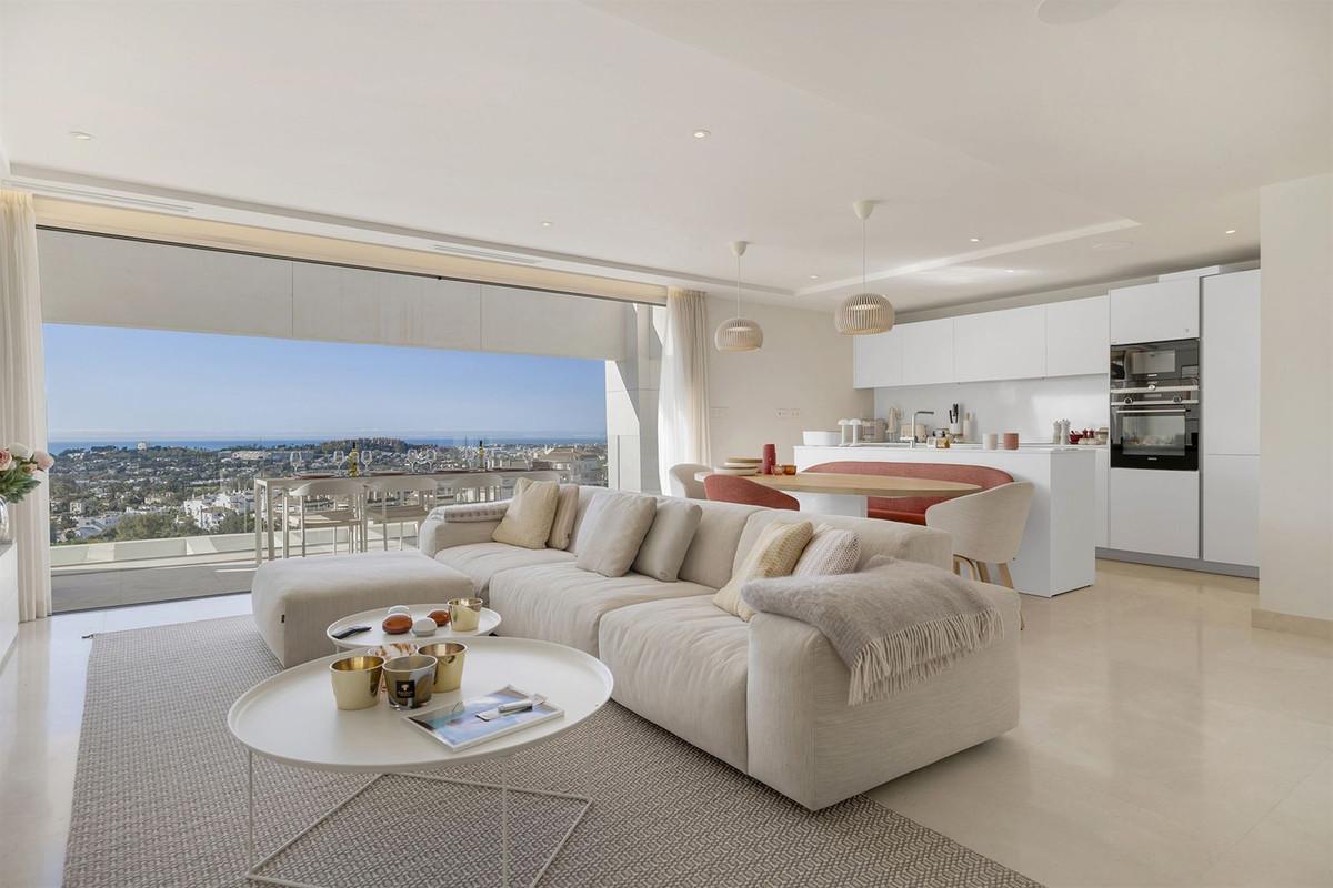 Apartment Penthouse Duplex in Nueva Andaluc&iacute;a