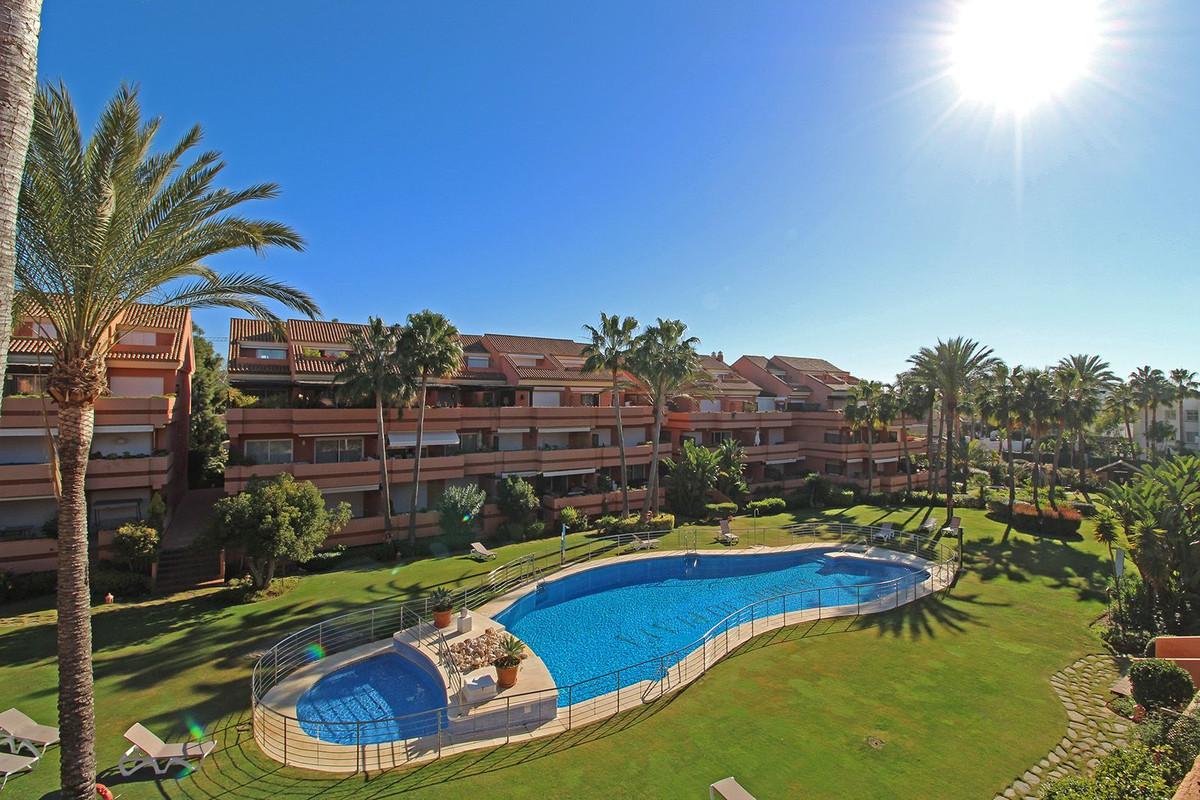 Apartment Ground Floor in Puerto Ban&uacute;s