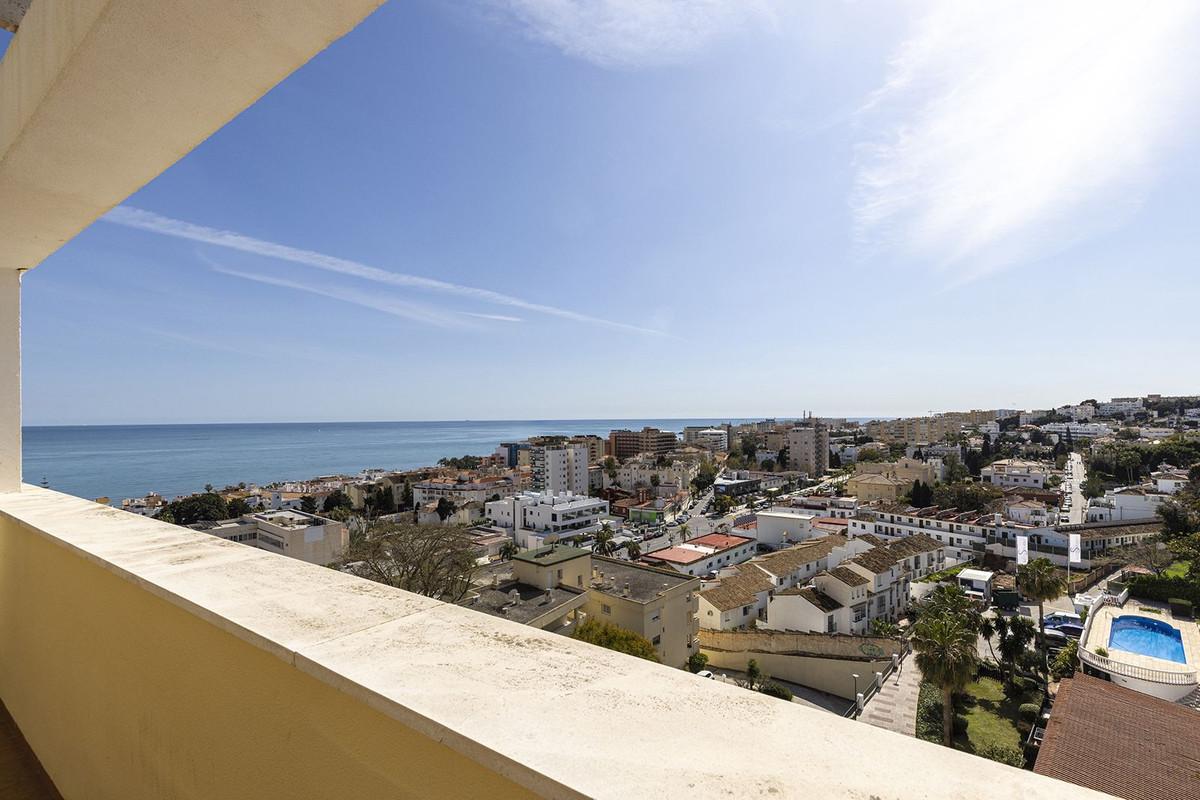 Apartment Penthouse in La Carihuela