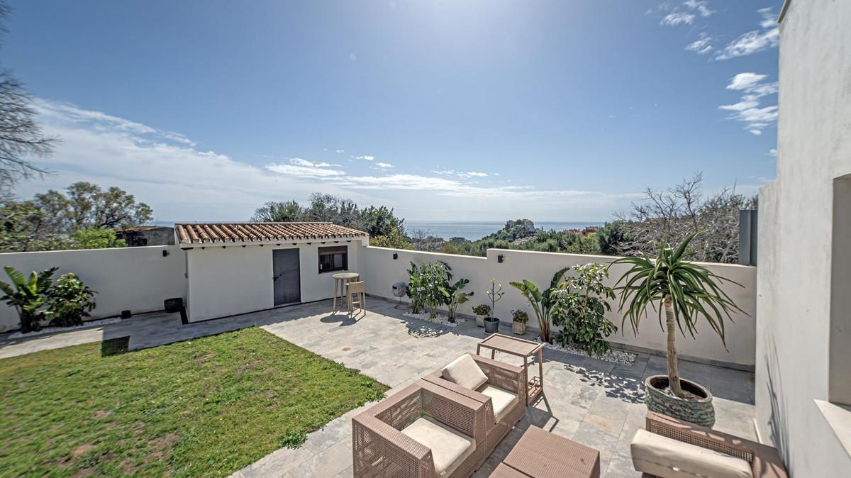 Villa Detached in Benalmadena Pueblo
