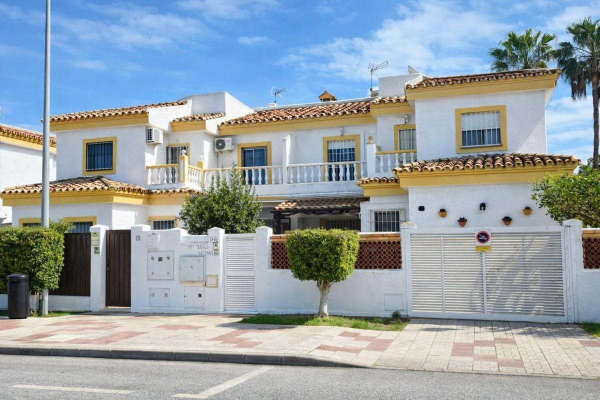 Villa Semi Detached in Guadalmar
