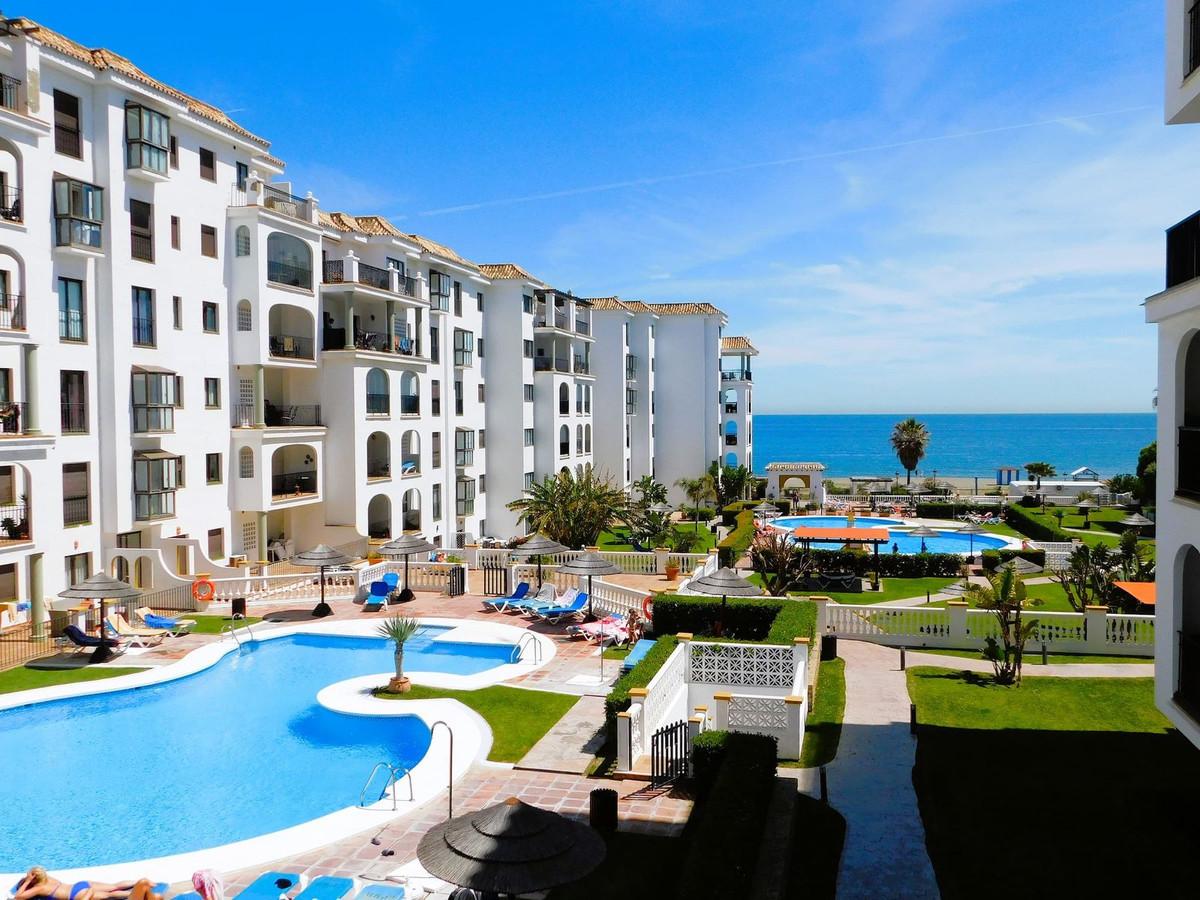 Apartment Ground Floor in La Duquesa