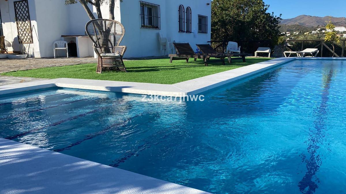 Villa Detached in Estepona