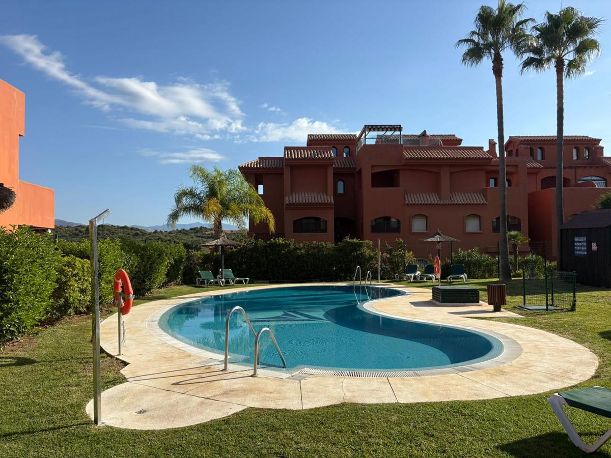 Apartment Middle Floor in Estepona