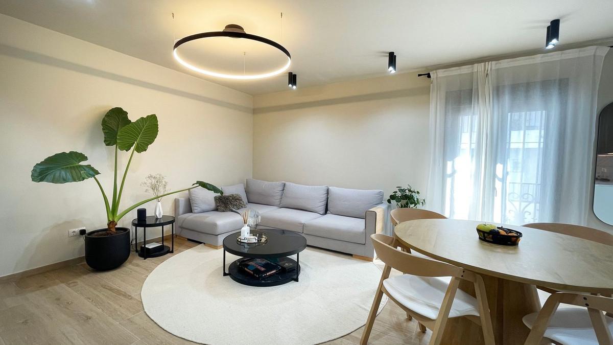 Apartment Middle Floor in Puerto Ban&uacute;s