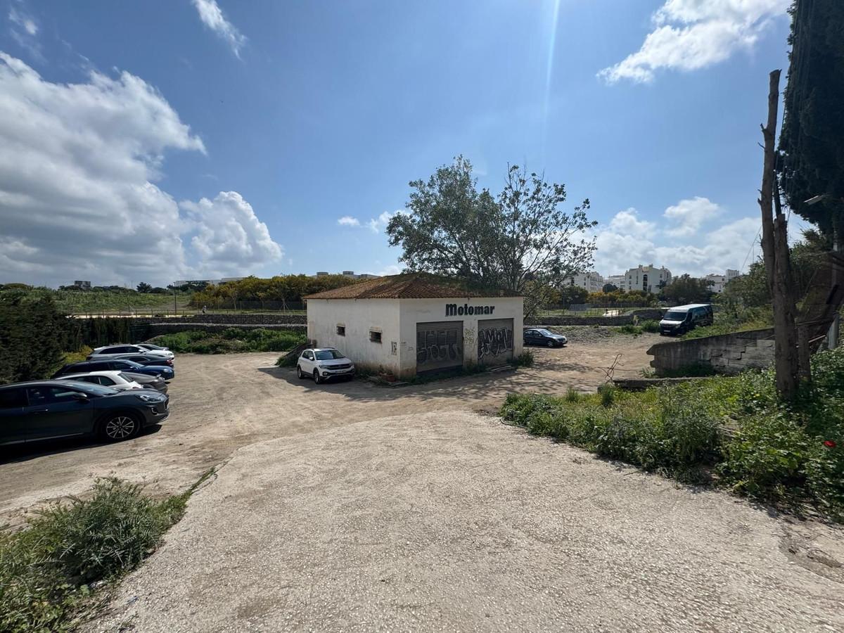 Plot Residential in Puerto Ban&uacute;s