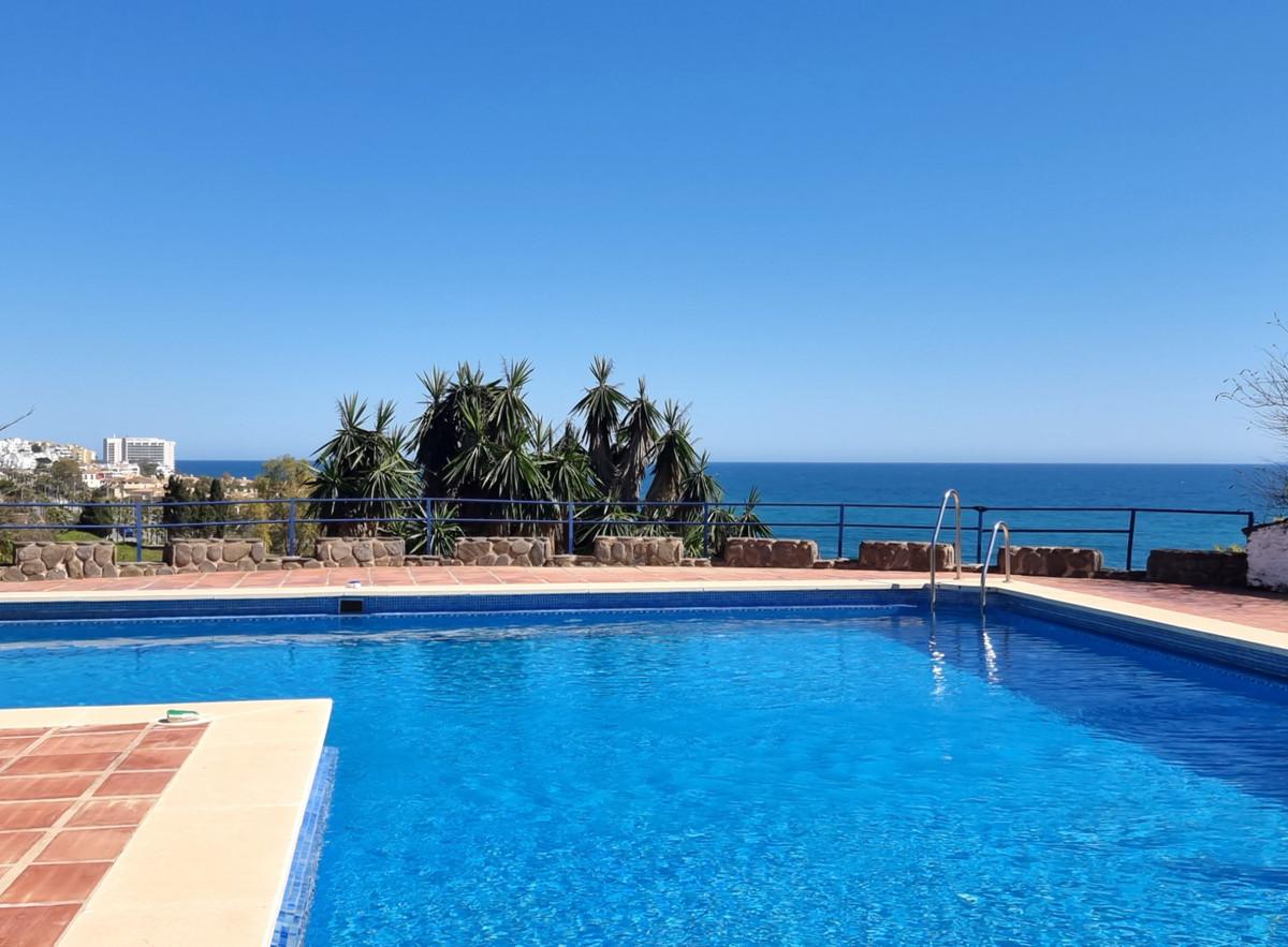 Villa Semi Detached in Benalmadena