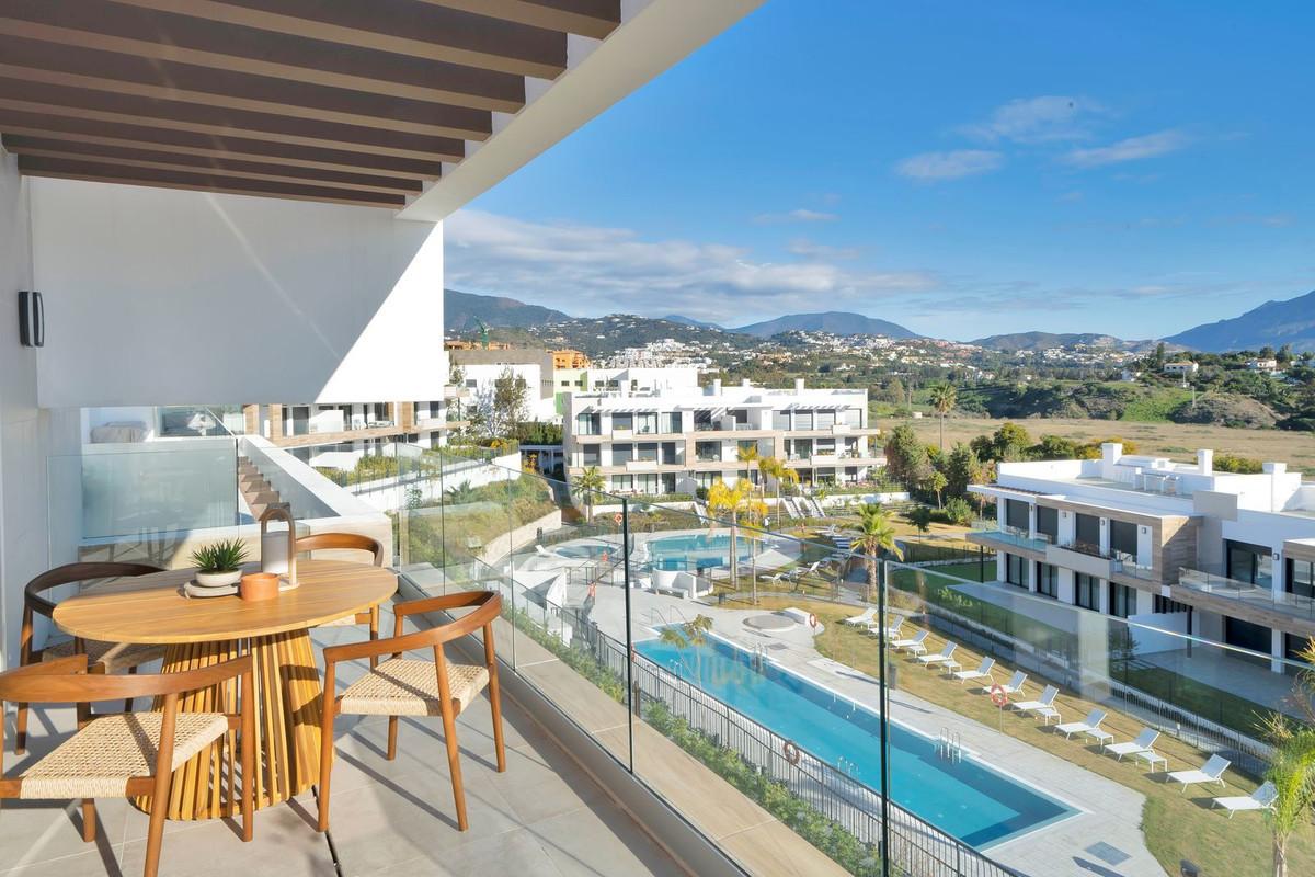 Apartment Penthouse in Estepona